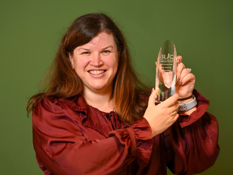 Pearl Morrison collecting the award n behalf of HMP Grampian Prison Library