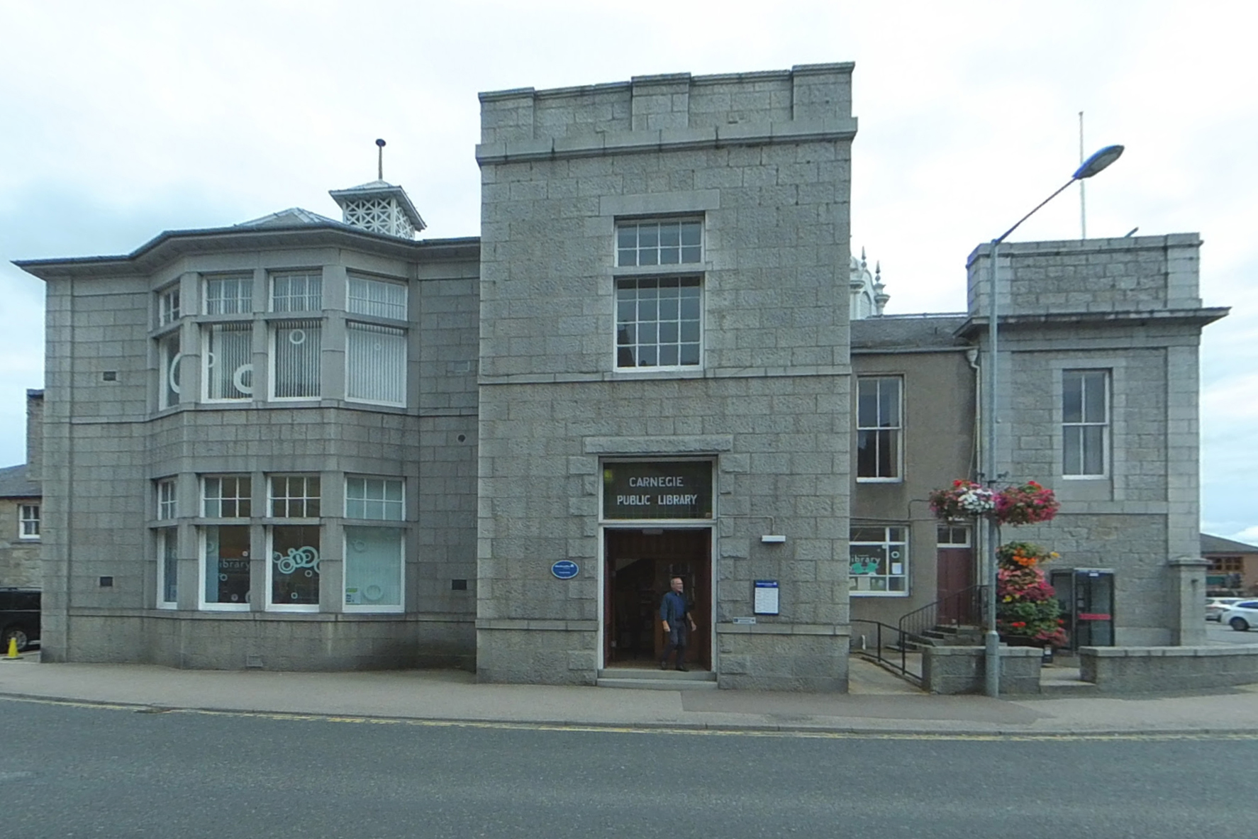 Inverurie Library exterior