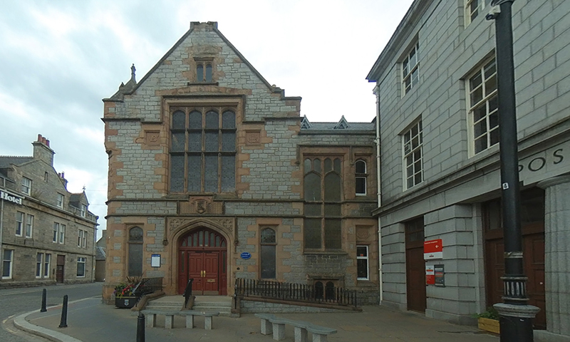 Huntly Library exterior