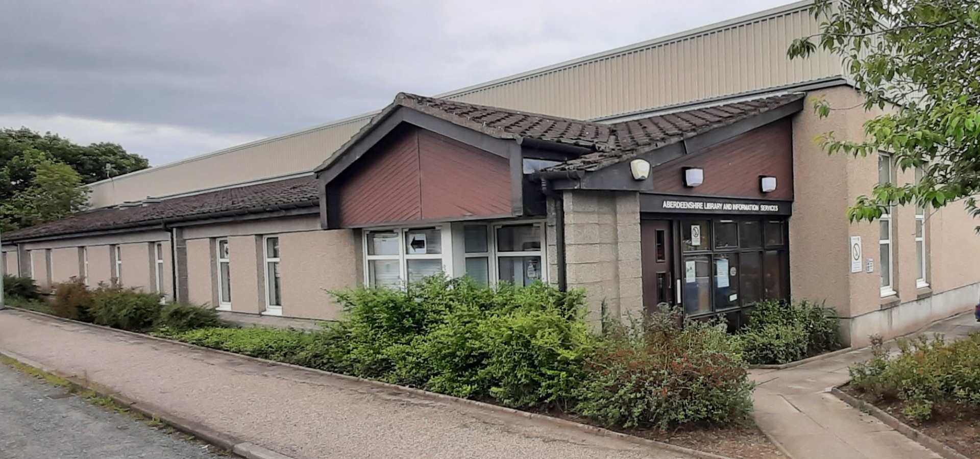 The exterior of Oldmeldrum Library where Local Studies is based